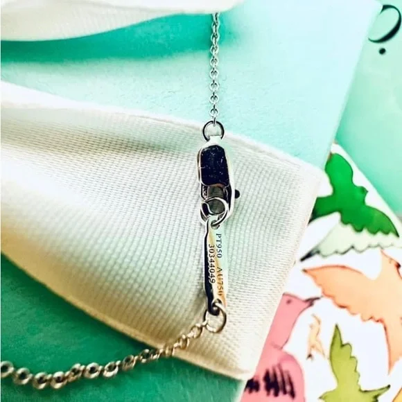 Sold ♥️Authentic Tiffany soleste fancy yellow Diamond.♥️ - Picture 6 of 14